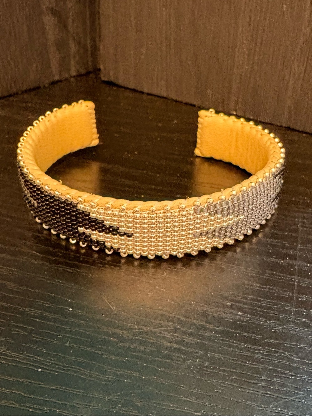 Etkie bracelet coco silver small hand beaded new mexico Navajo artisan 1 size